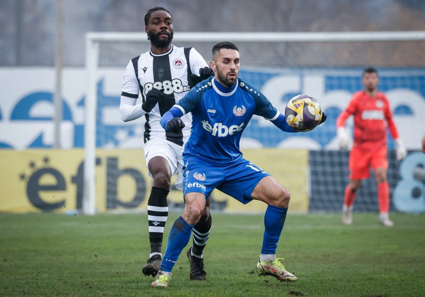 Монтана и Локомотив София1