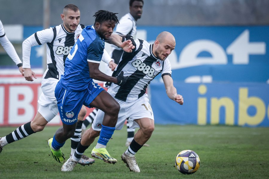 Монтана и Локомотив София1