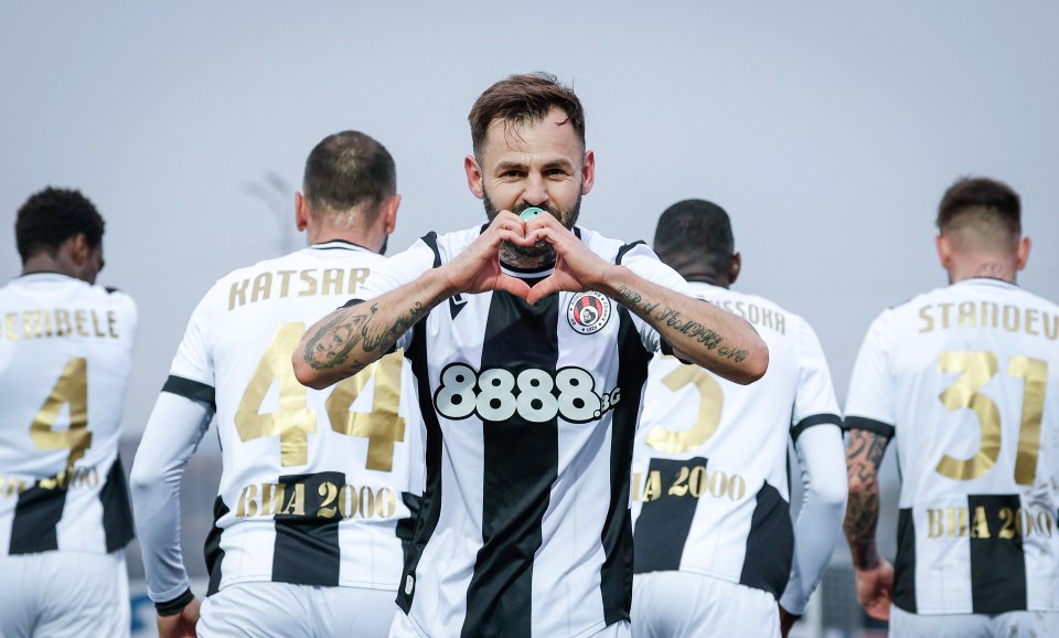 Монтана и Локомотив София1