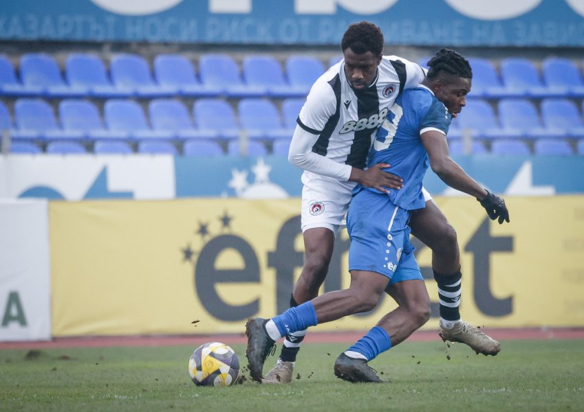 Монтана и Локомотив София1