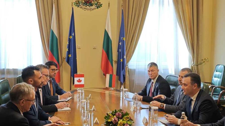 <p>България подписа договор за нови ядрени мощности</p>