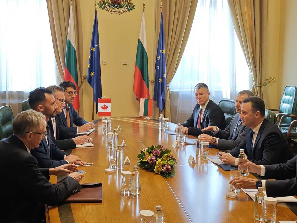 България подписа стратегически договор за нови ядрени мощности