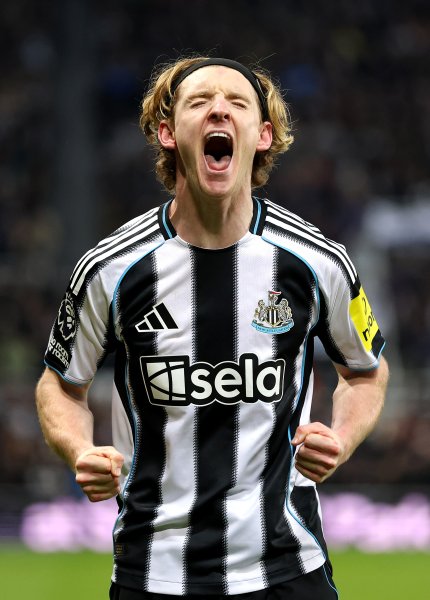 Нюкасъл Юнайтед Тотнъм Хотспър1