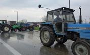 Гръцките фермери на протест, тръгнаха с трактори към границата с България