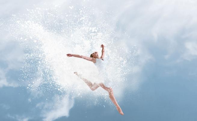 Цветът на годината за 2026 г. е „Cloud Dancer“