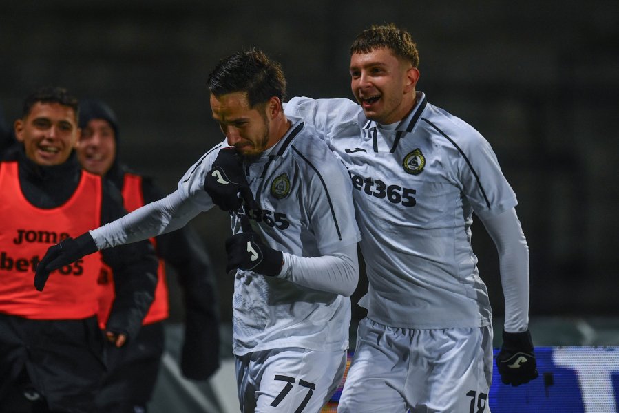 Славия Левски1