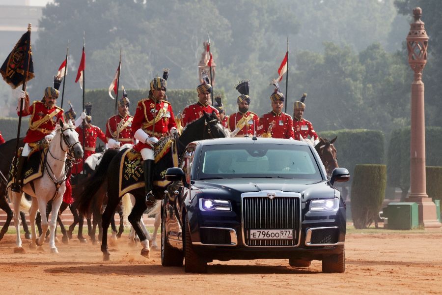 <p>Руският президент Владимир Путин и индийският премиер Нарендра Моди стартираха днес преговорите си в Делхи, предаде Ройтерс.</p>