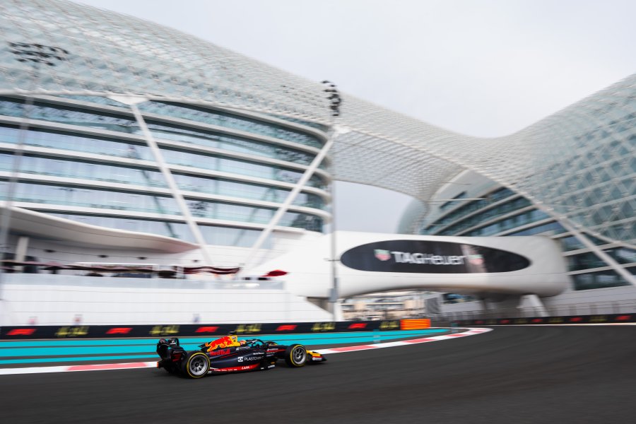 Никола Цолов по време на свободната тренировка преди Гран при1