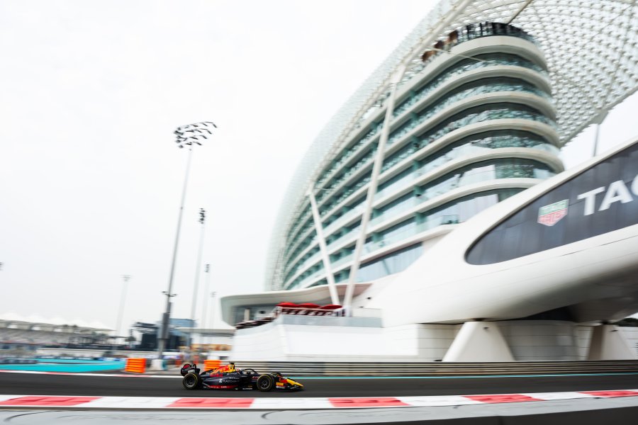 Никола Цолов по време на свободната тренировка преди Гран при1