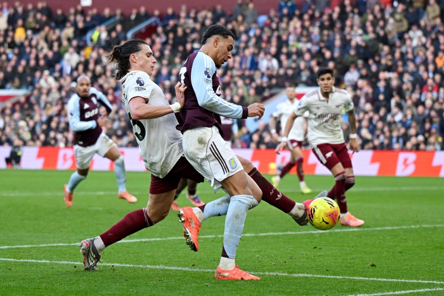 Астън Вила Арсенал1