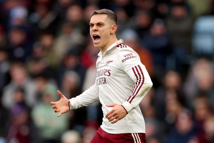 Астън Вила Арсенал1