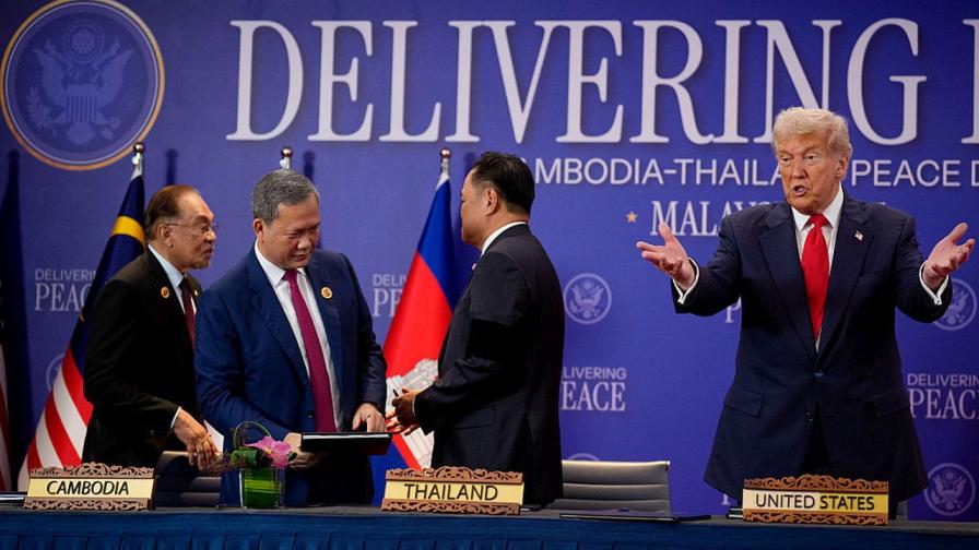<p>Тръмп ще се намеси в сблъсъците между Тайланд и Камбоджа</p>