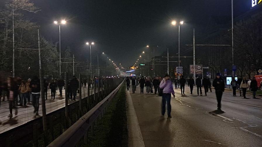 Протестиращи се изтеглят от центъра на София