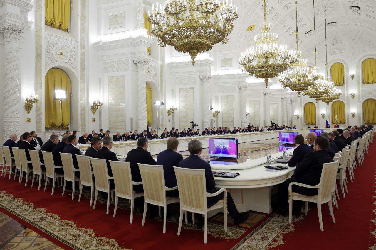 Руски режисьор изрази рядка по рода си критика в присъствието на Путин