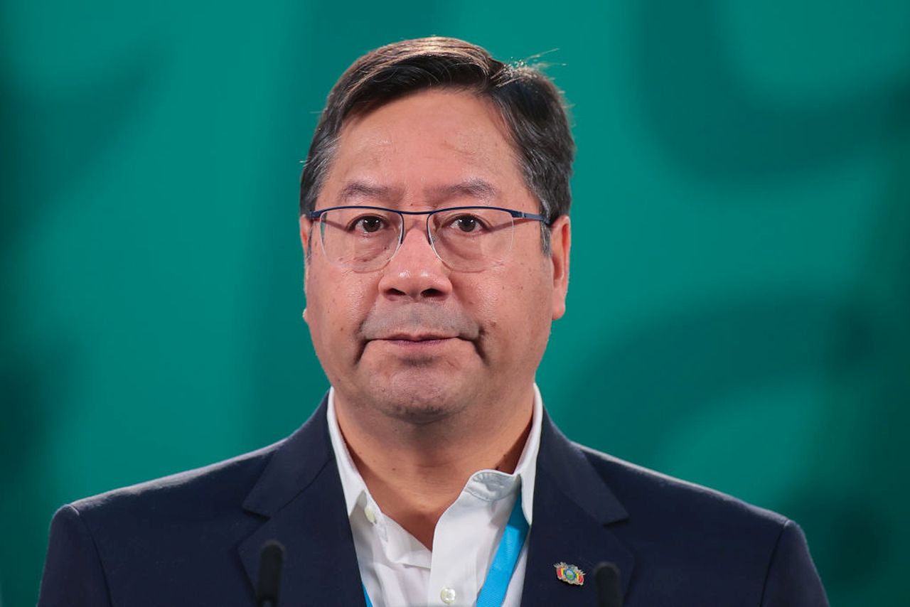 Бившият президент на Боливия Луис Арсе задържан по разследване за пристояване и корупция