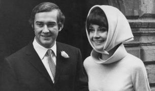 Кои бяха съпрузите на Одри Хепбърн? Всичко за Мел Ферер и Андреа Доти