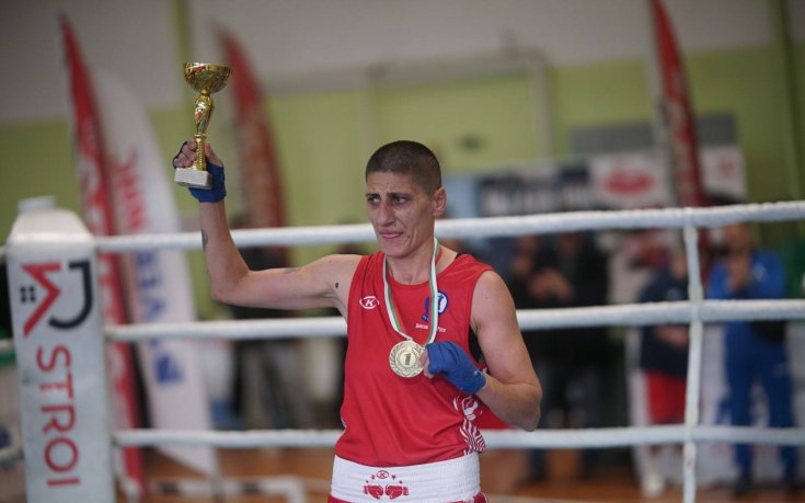 Голямо име в родния бокс със злато в последния мач в кариерата си