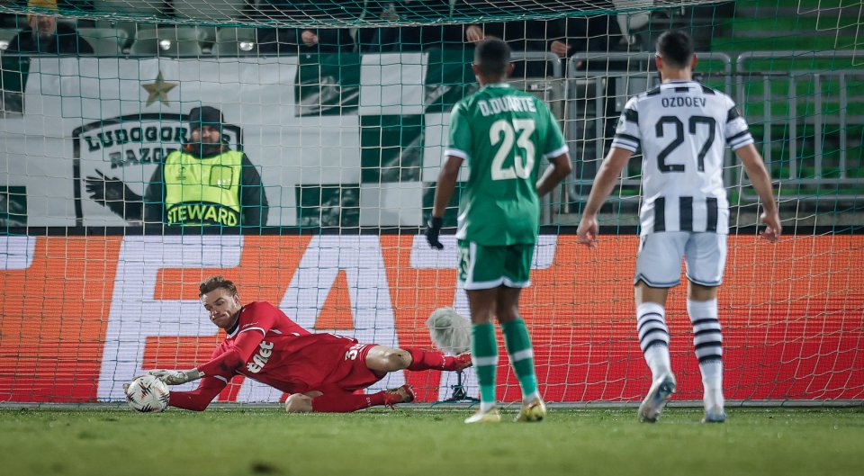 Лудогорец ПАОК1