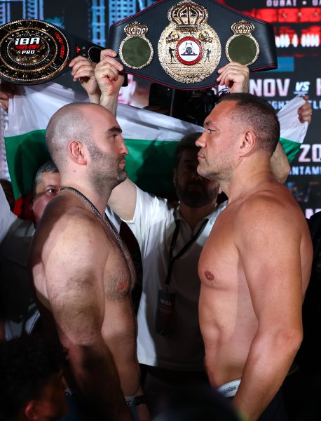 Официалният кантар преди битката между Кубрат Пулев и Мурат Гасиев1