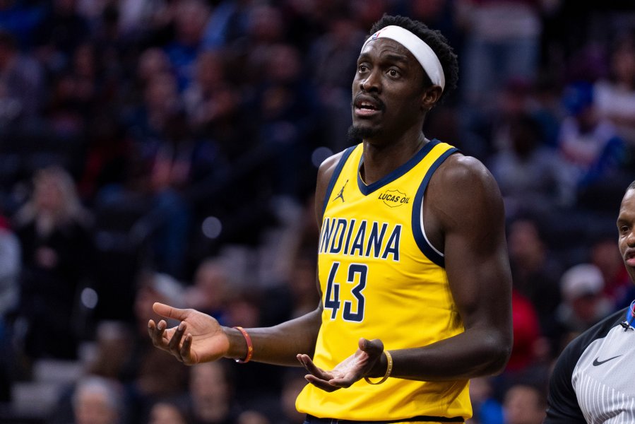 Филаделфия Севънтисиксърс Индиана Пейсърс1