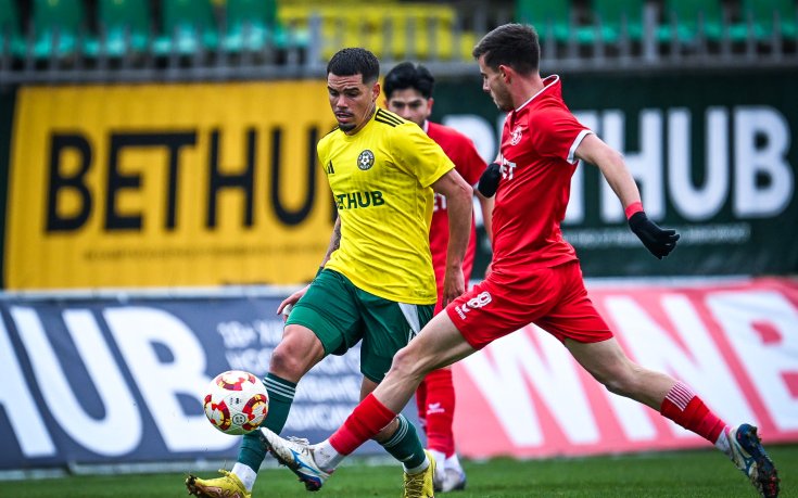 НА ЖИВО: Добруджа 0:0 Ботев Враца, червен картон за домакините