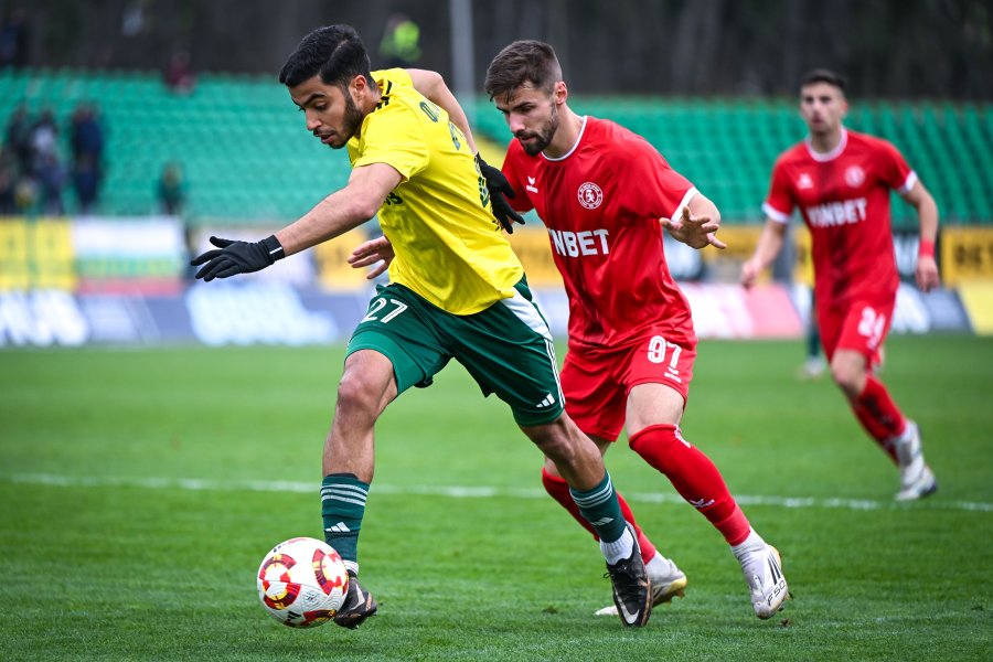 Добруджа Ботев Враца1