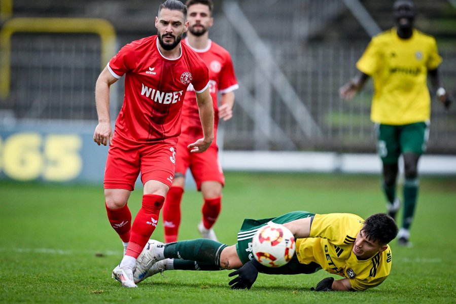 Добруджа Ботев Враца1