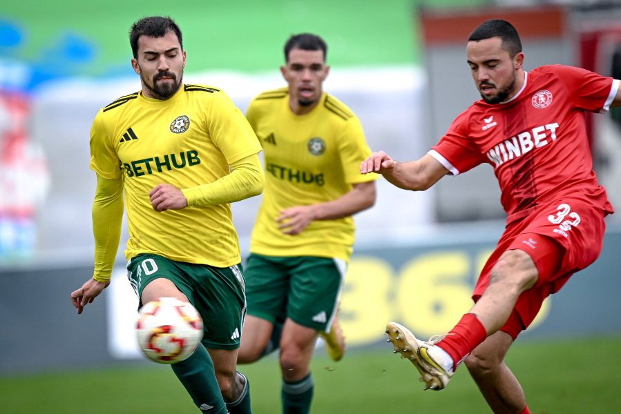 Добруджа Ботев Враца1