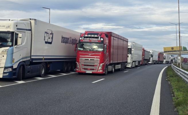 Гръцки фермери блокираха ГКПП 