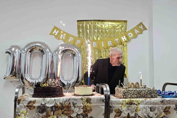 столетник Свищов