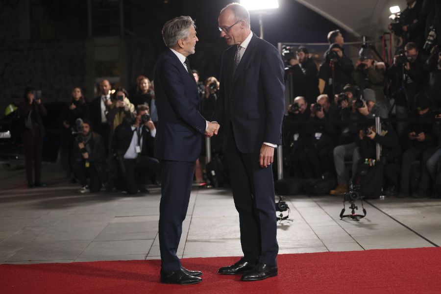 <p>В Берлин обсъждат мирното споразумение за Украйна.</p>