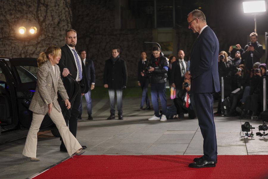 <p>В Берлин обсъждат мирното споразумение за Украйна.</p>