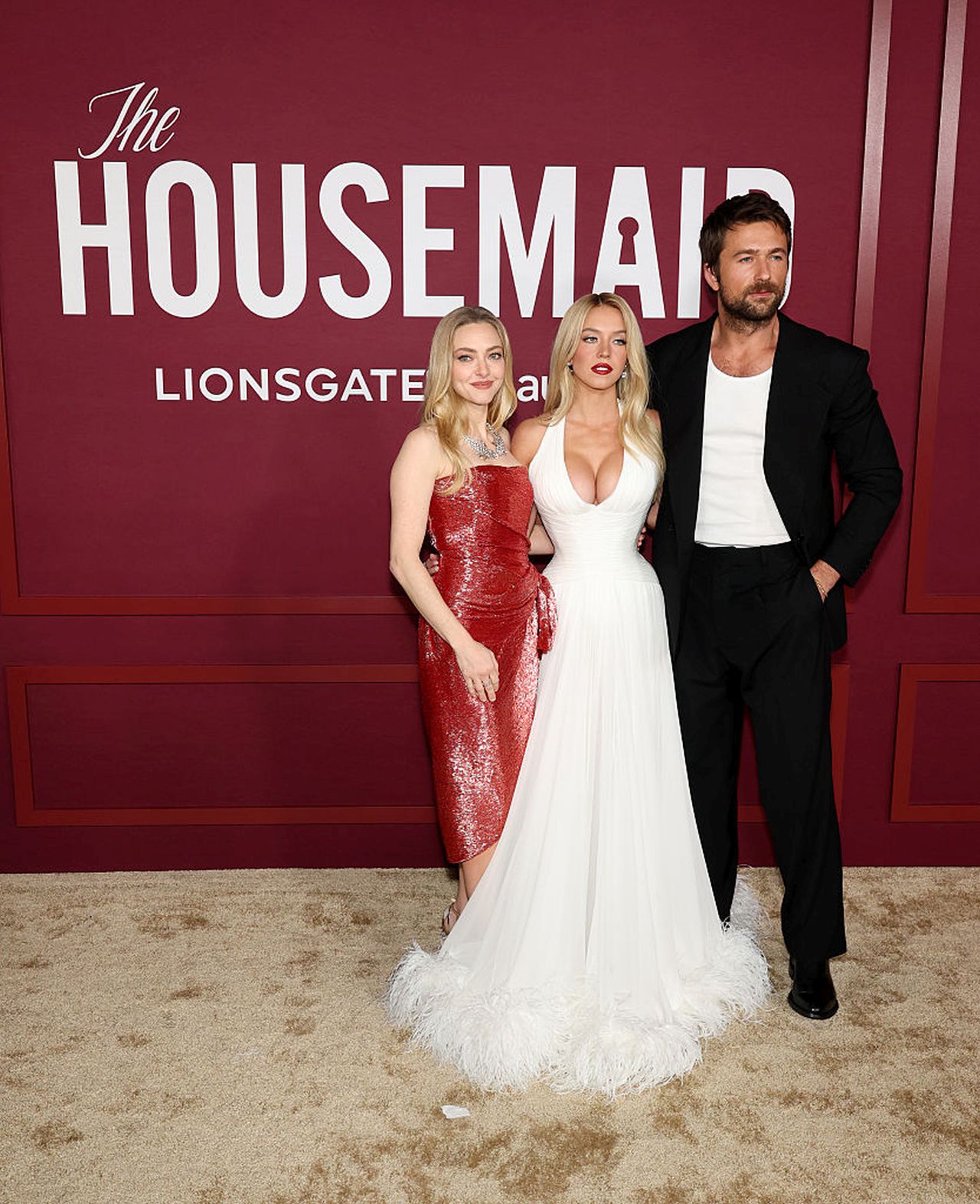 <p>Аманда Сайфред, Сидни Суини и&nbsp;Брендън Скленър</p>