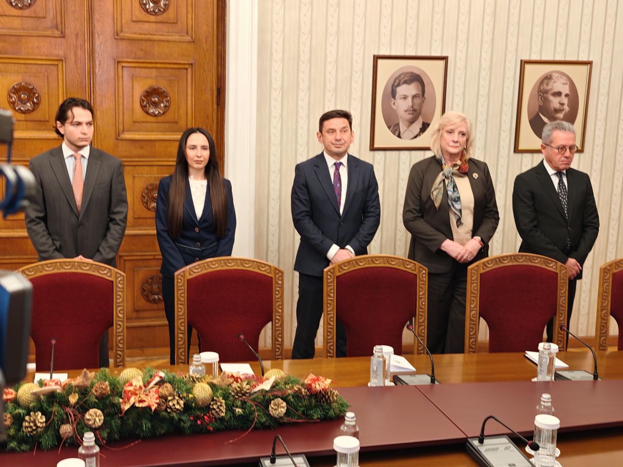 <p>"ДПС - Ново начало" на консултация при Румен Радев</p>