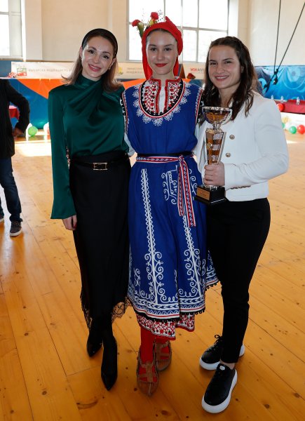 Магомед Рамазанов и Юлияна Янева обраха наградите на БФ Борба1