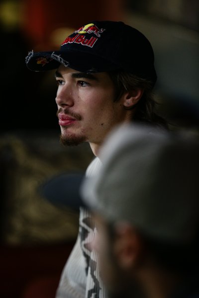 Никола Цолов1