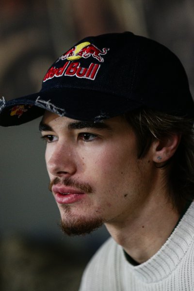 Никола Цолов1