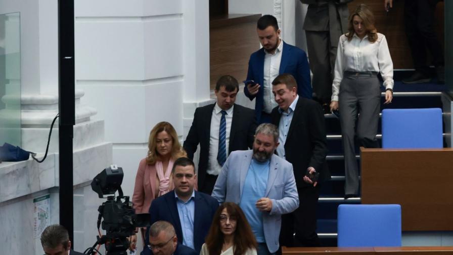 Обявиха ваканцията на депутатите за Коледа и Нова година