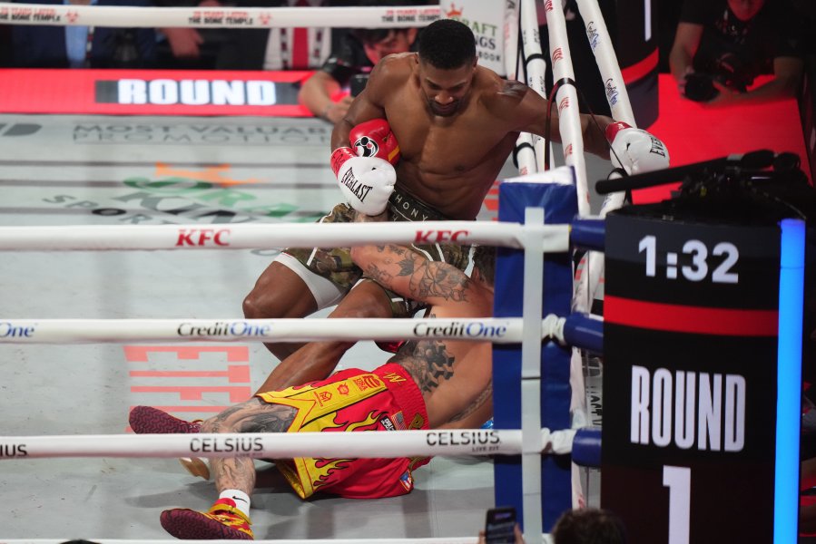 Джейк Пол срещу Антъни Джошуа в Маями1