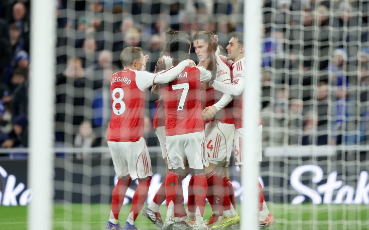 Арсенал потрепери, но се върна на първото място в Англия