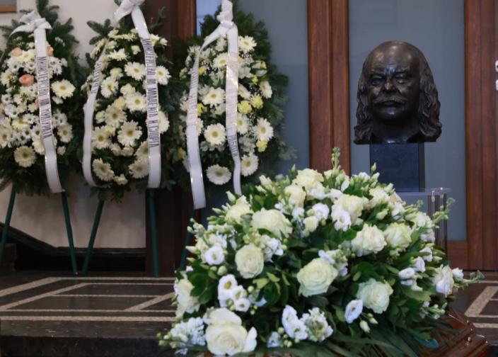 Боян Радев поклонение