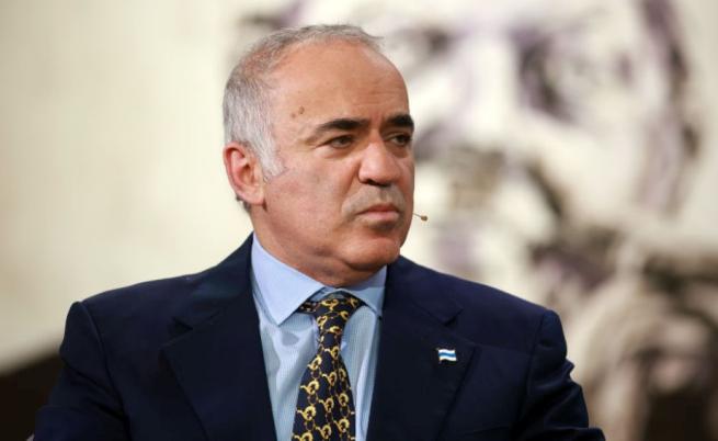 Каспаров предупреди: Путин може да разшири войната в Украйна и да провокира НАТО