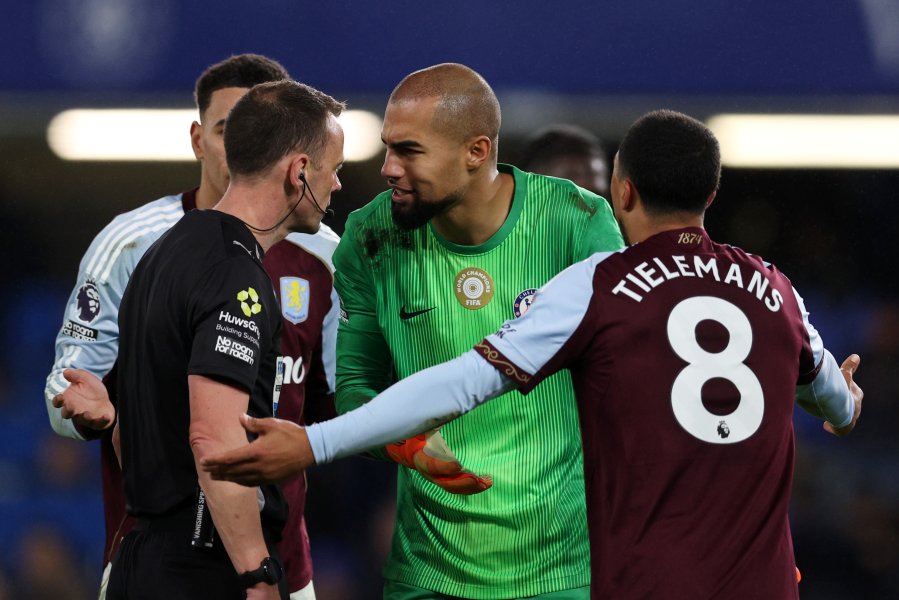 Челси Астън Вила1