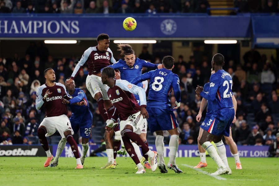 Челси Астън Вила1