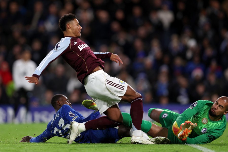 Челси Астън Вила1