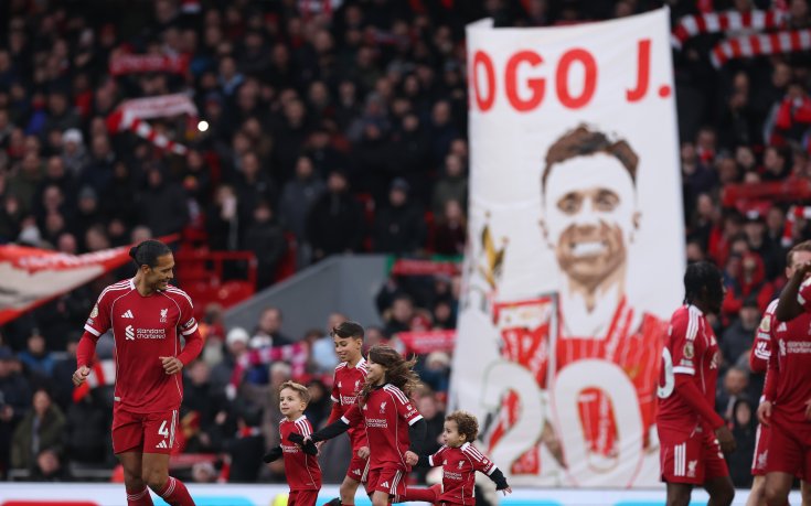 Отвъд играта: Ван Дайк и децата на Жота развълнуваха 