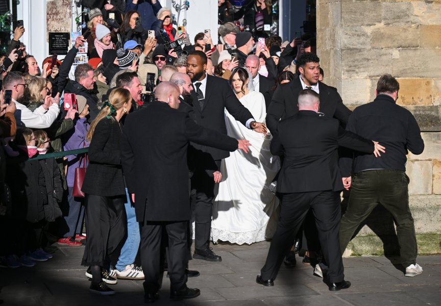 Адам Пийти и Холи Рамзи1