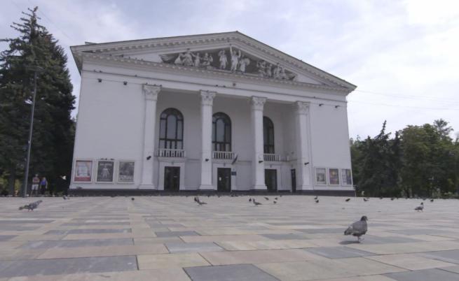 Русия отвори отново театъра, разрушен по време на обсадата на Мариупол