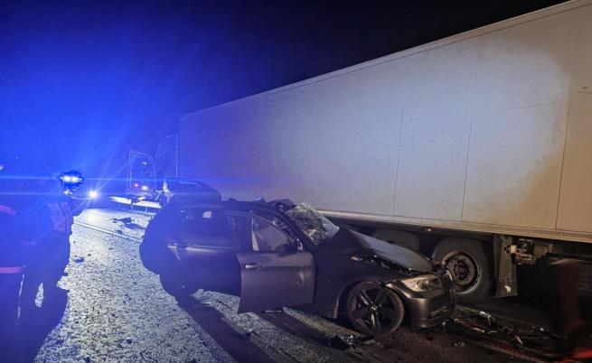 Тежка катастрофа с две жертви затвори пътя към Прохода на Републиката