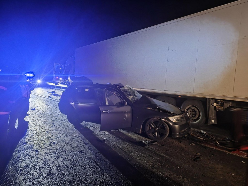Тежка катастрофа с две жертви затвори Прохода на Републиката